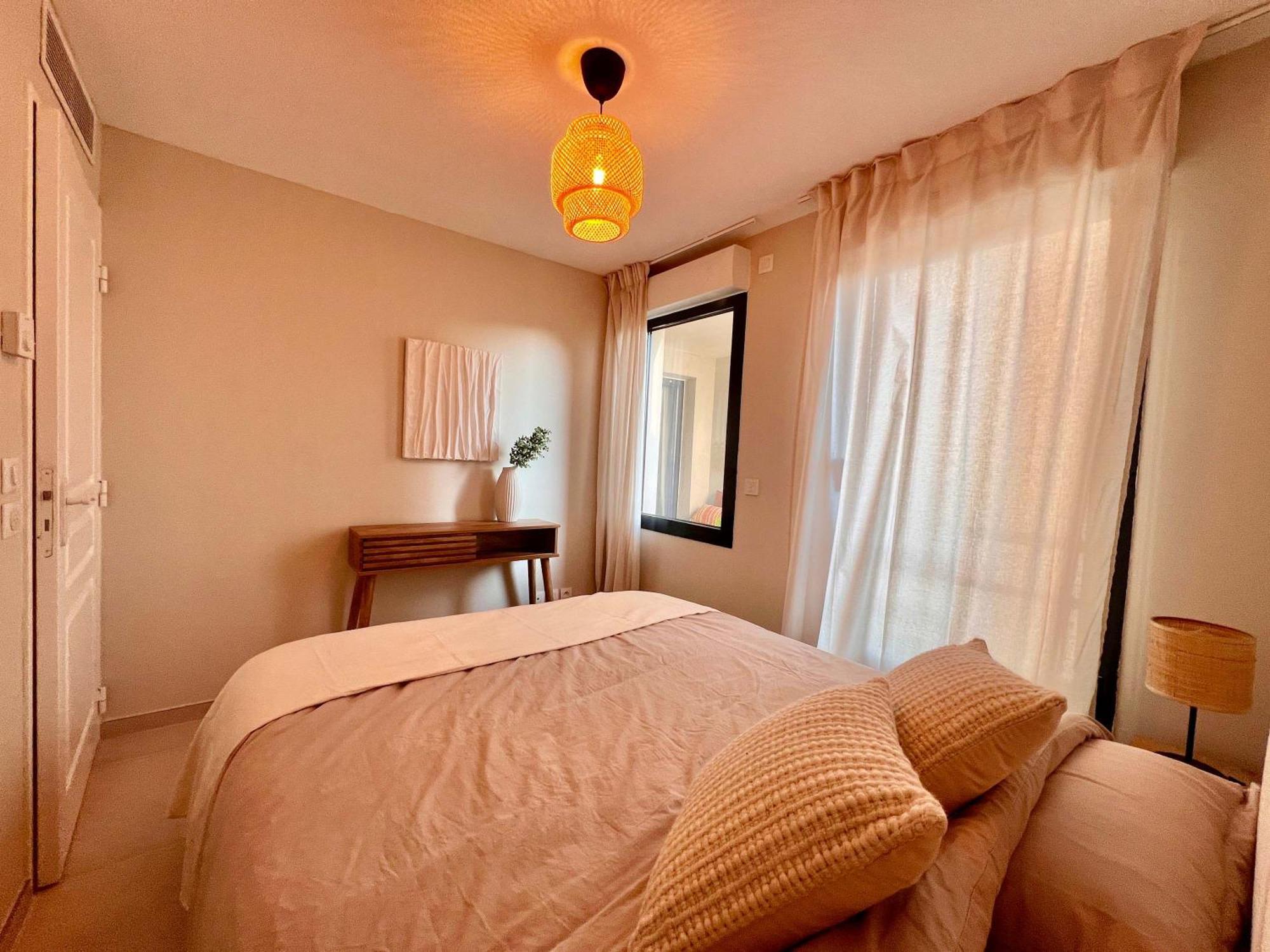 B054 Luxueux Dans Appartement *
